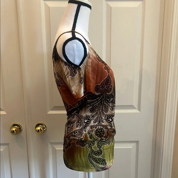 Women's Multicolor Cold Shoulder Top - Picture 2 of 4